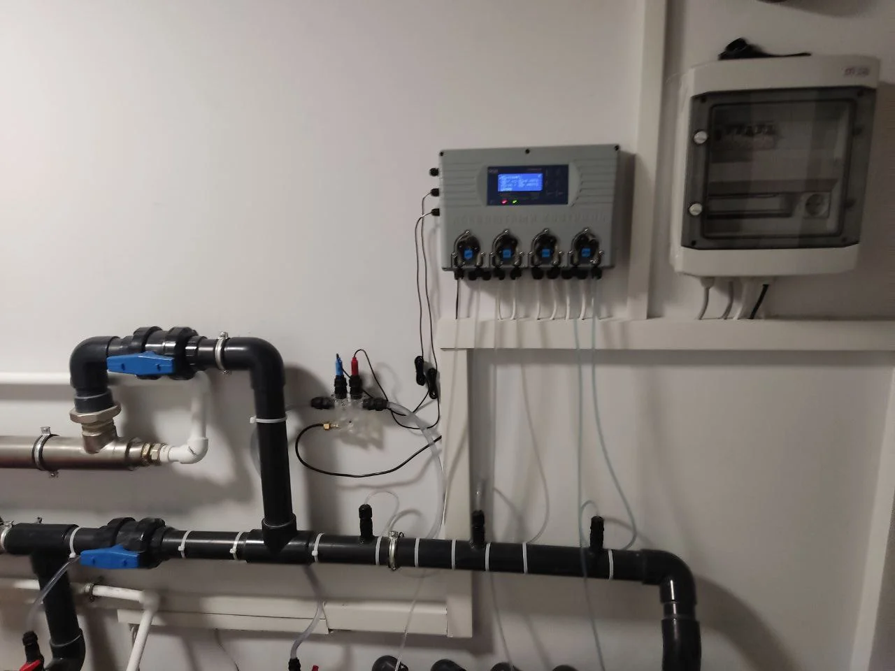 ИП Павлухин Д.С. частный бассейн с детской зоной в Крыму