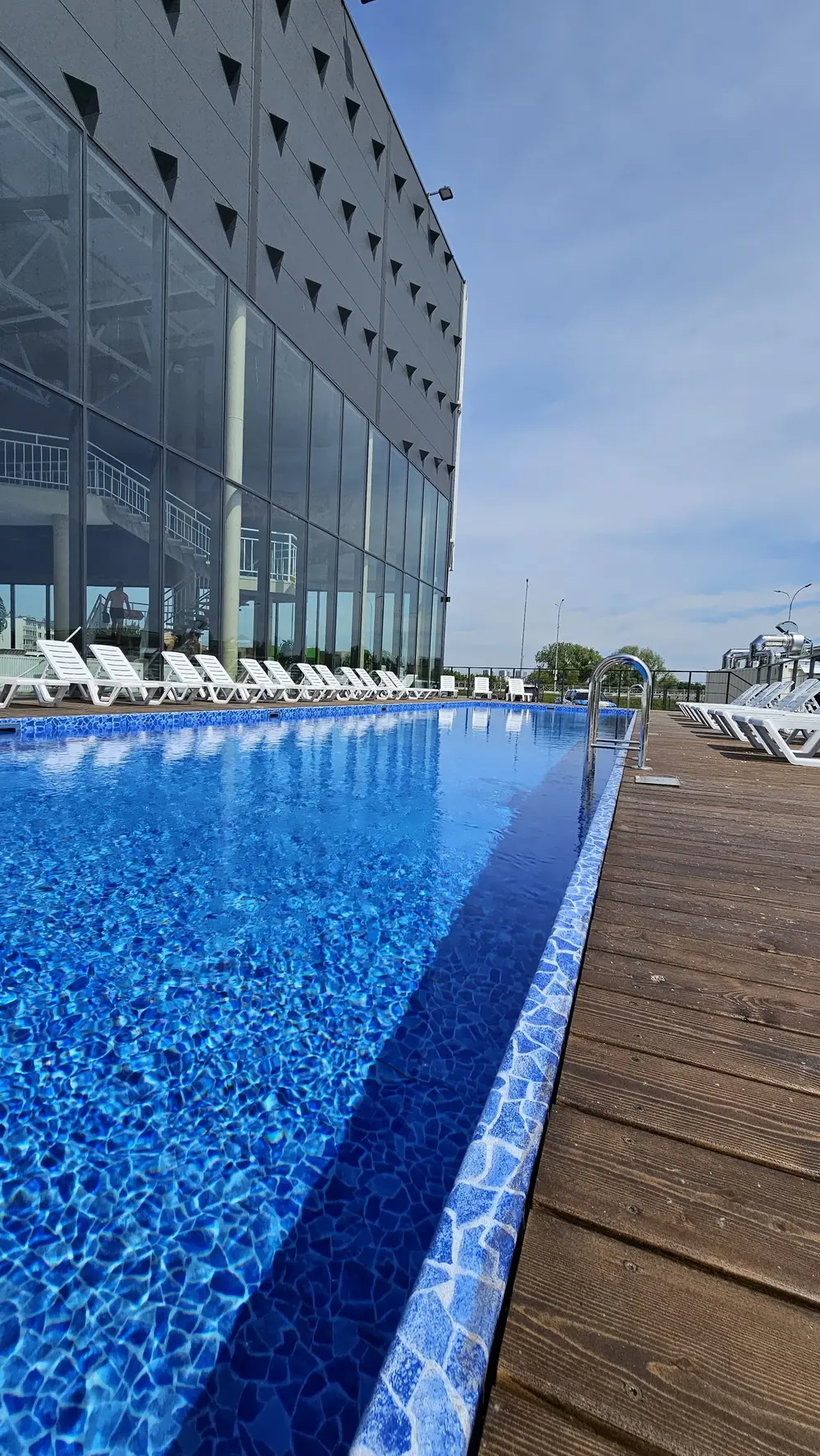 ООО “ТЕПЛЫЙ МИР”  Общественный бассейн в Набережных Челнах