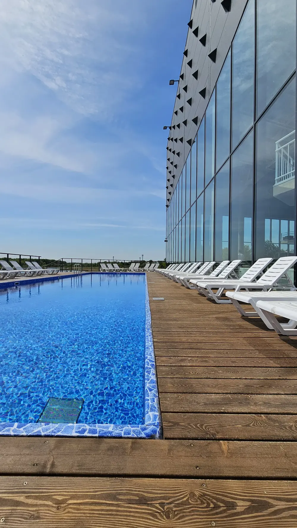 ООО “ТЕПЛЫЙ МИР”  Общественный бассейн в Набережных Челнах