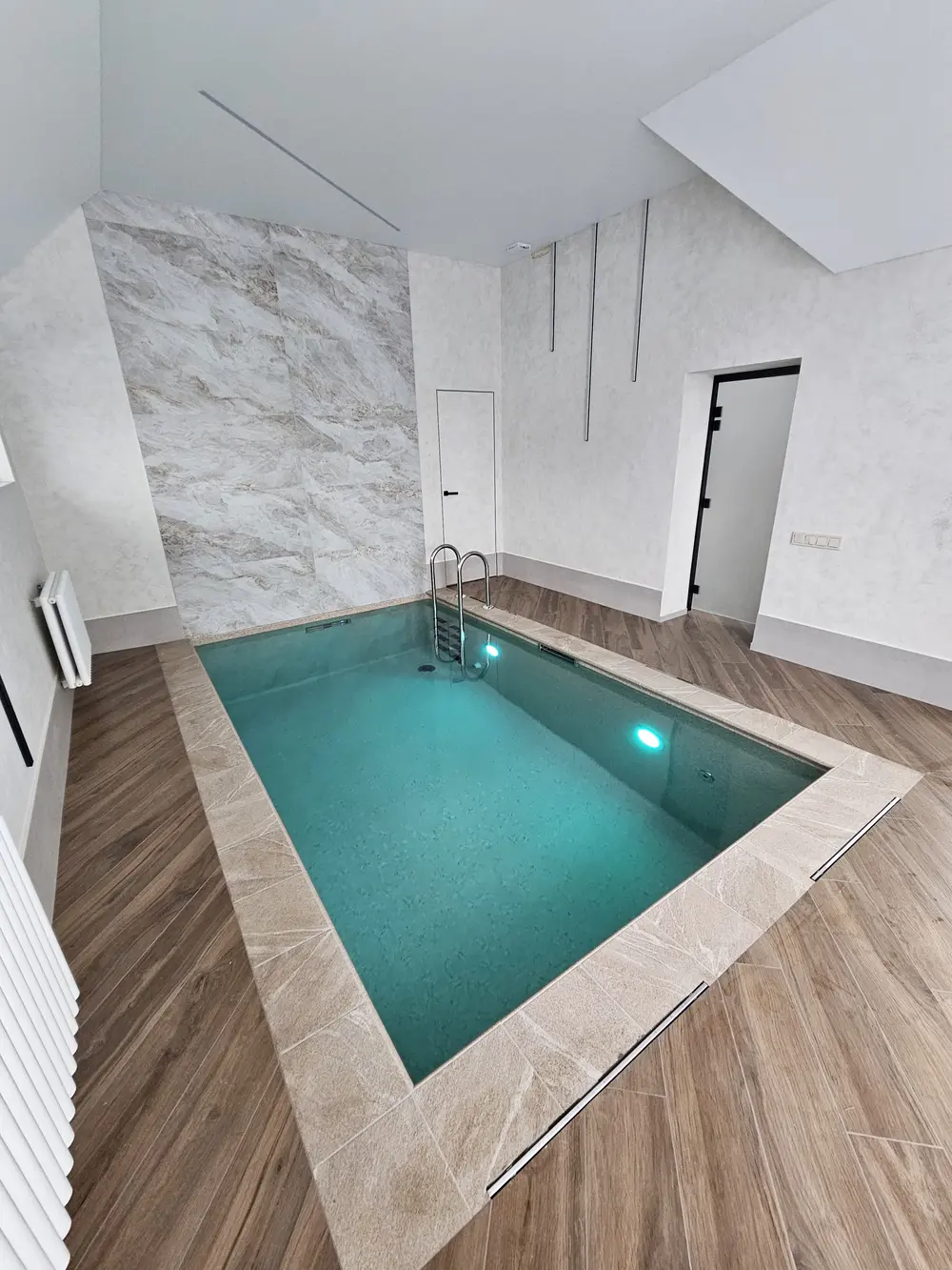 ООО “ТЕПЛЫЙ МИР”  Общественный бассейн в Елабуге